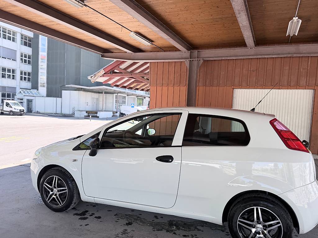 FIAT Punto 1.2 Actual — slika 3