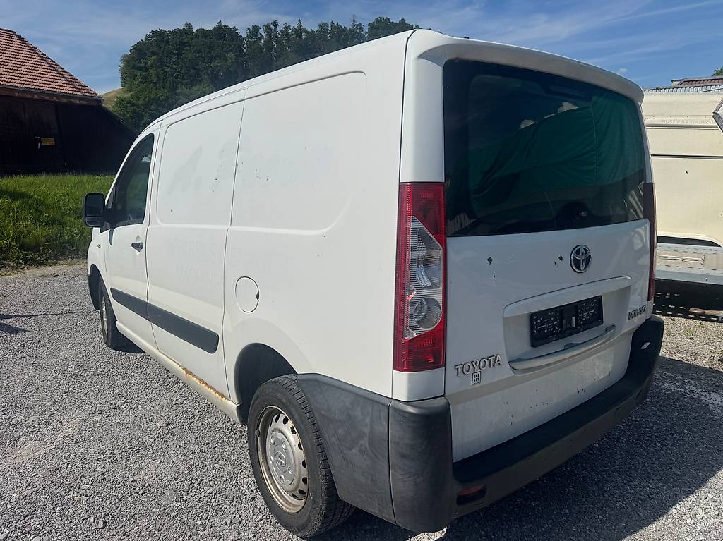 TOYOTA PROACE — slika 4