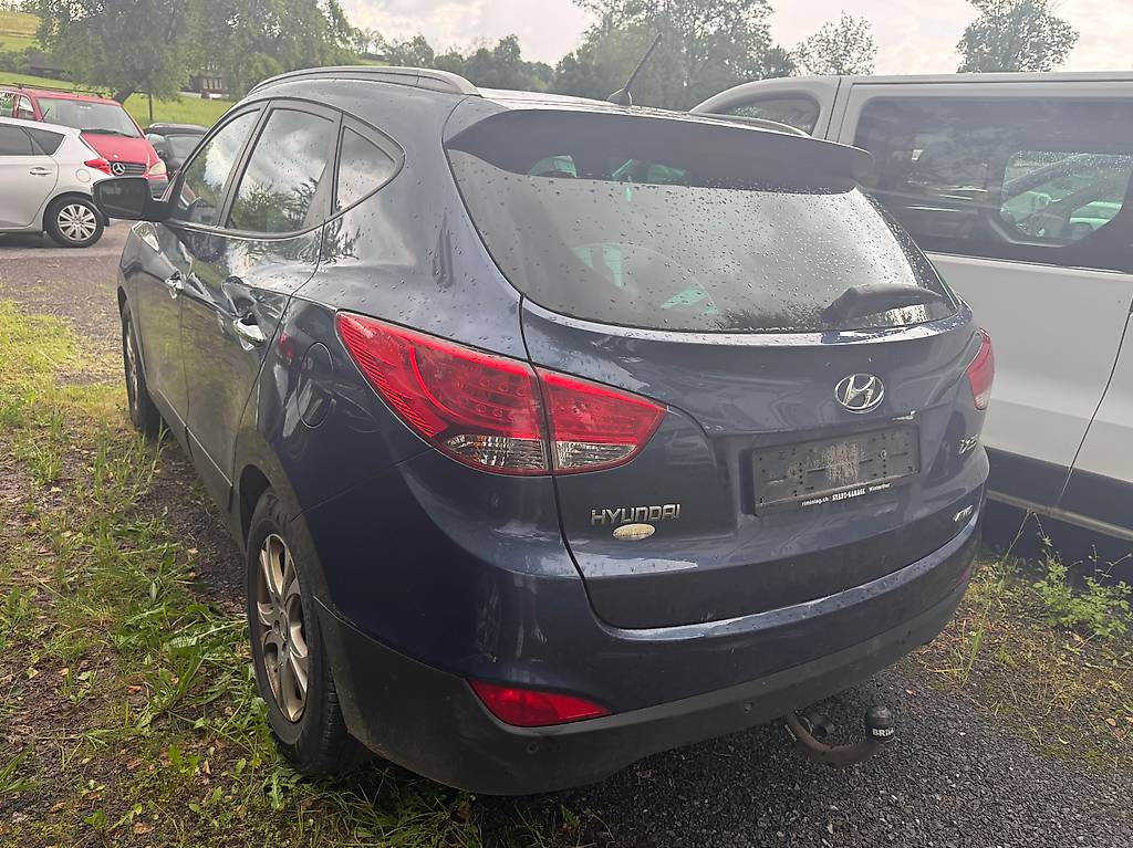 HYUNDAI iX 35 2.0 Premium 4WD — slika 4