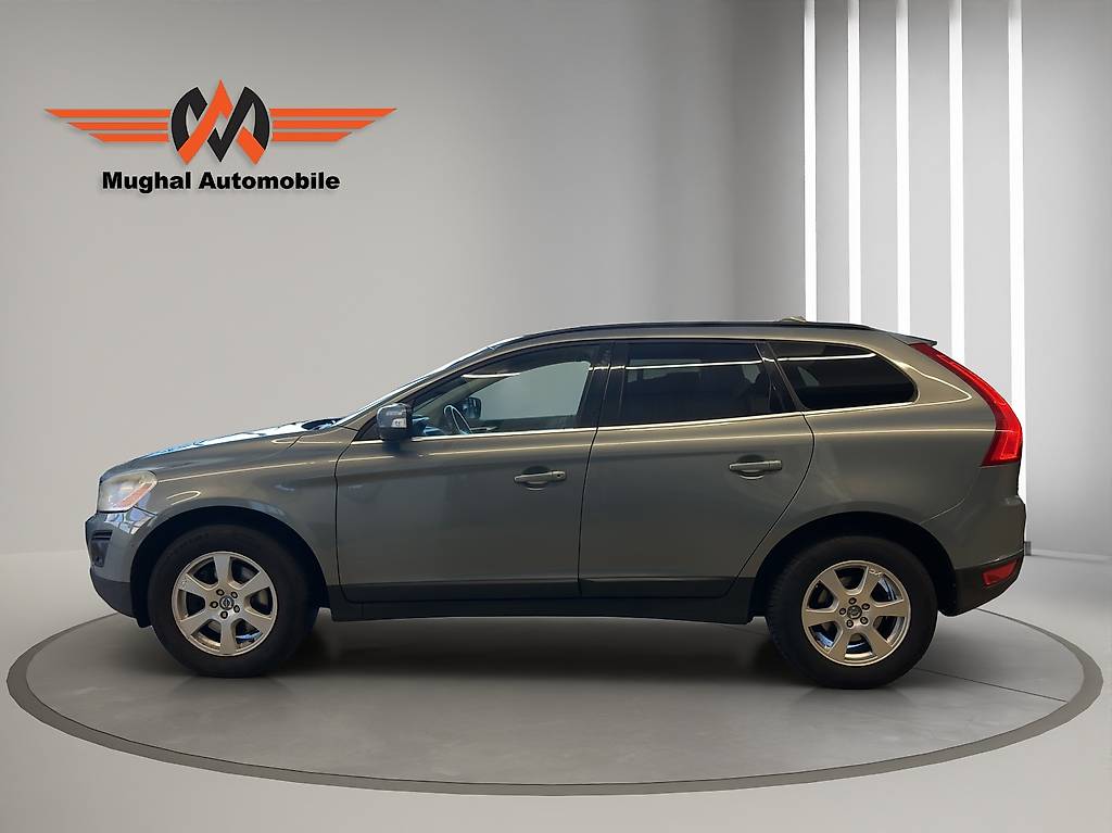 VOLVO XC60 2.4D Geartronic — slika 2