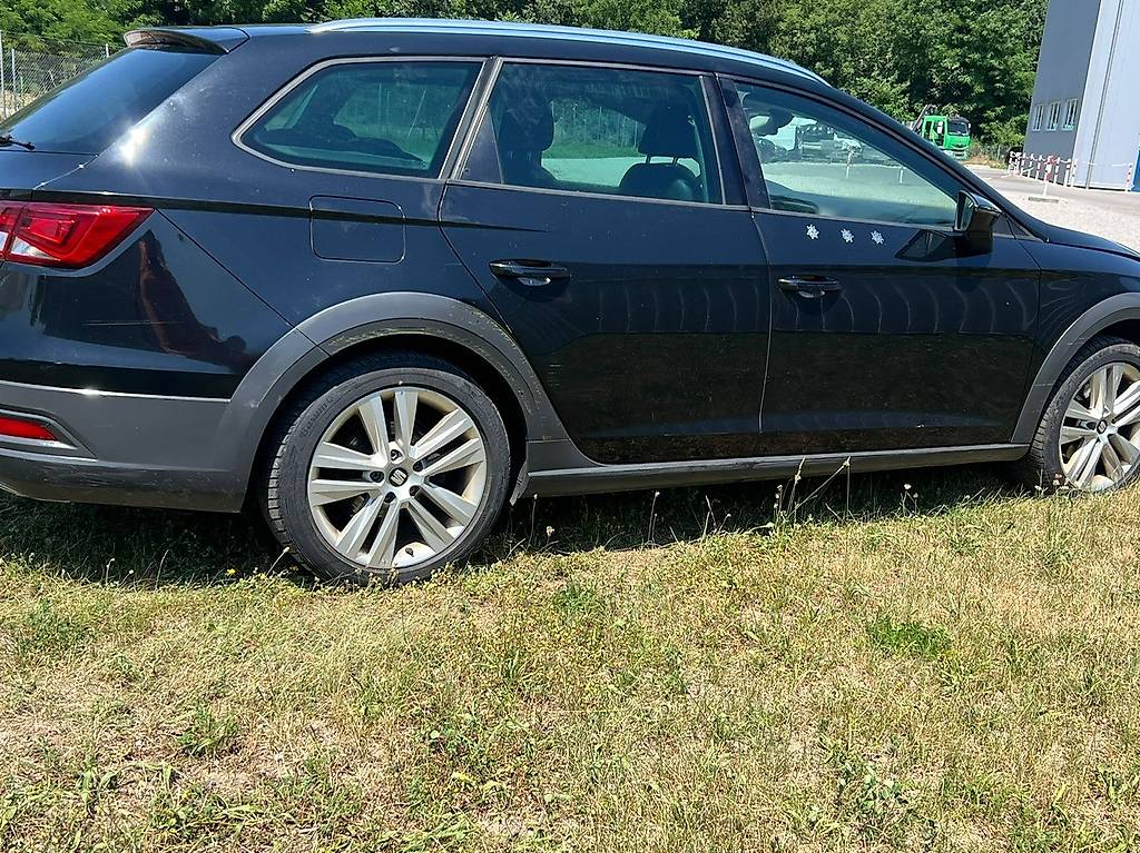 SEAT Leon ST 1.6 TDI X-Perience 4Drive — slika 4