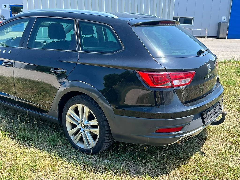 SEAT Leon ST 1.6 TDI X-Perience 4Drive — slika 5