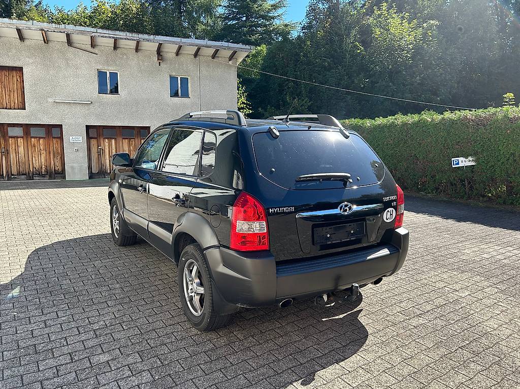 HYUNDAI Tucson 2.7 V6 GLS 4WD — slika 5