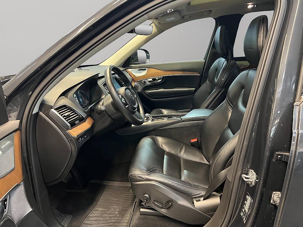 VOLVO XC90 2.0 T8 TE Inscription 7P. AWD — slika 3