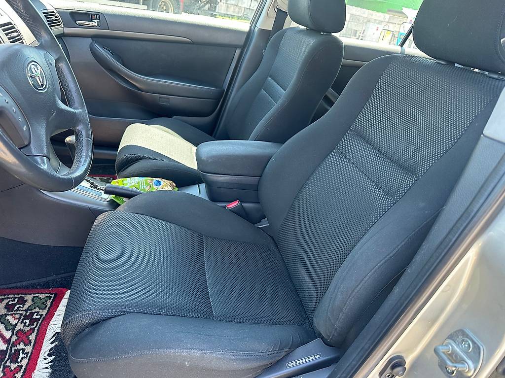 TOYOTA Avensis 2.0 D4 VVT-i Linea Sol Sportswagon — slika 5