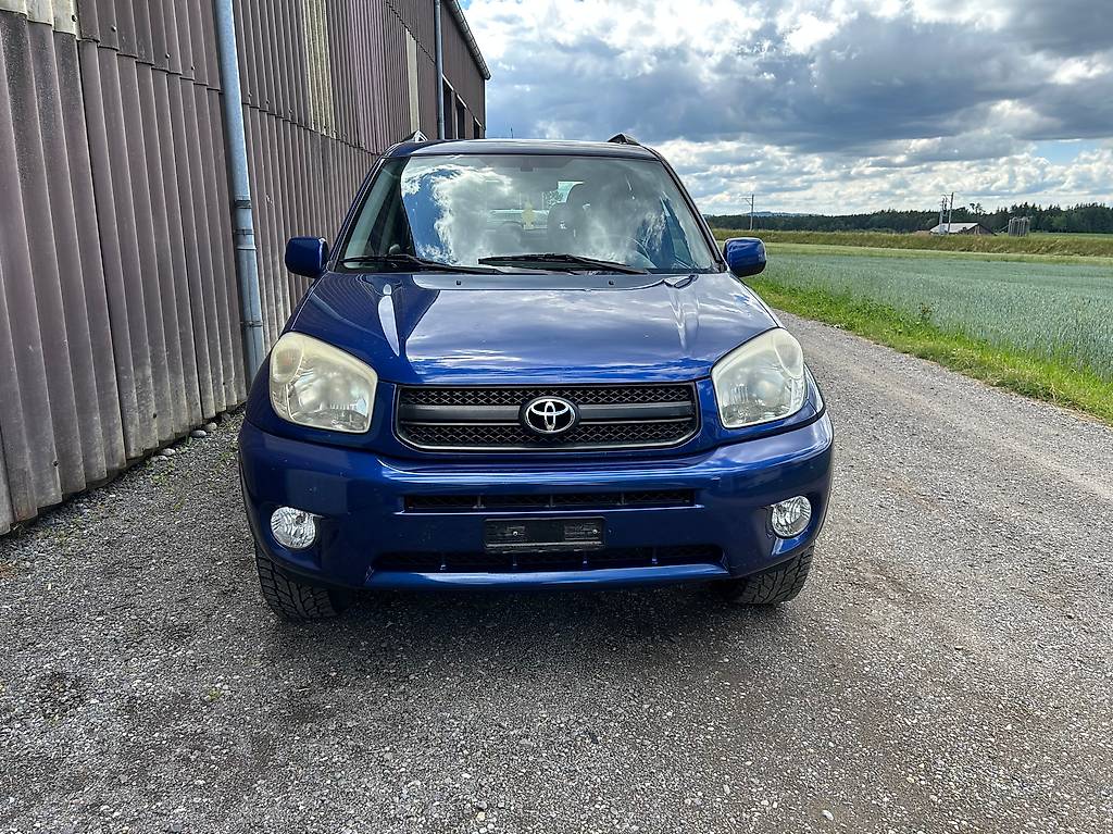 TOYOTA RAV-4 2.0 16V Linea Terra — slika 2