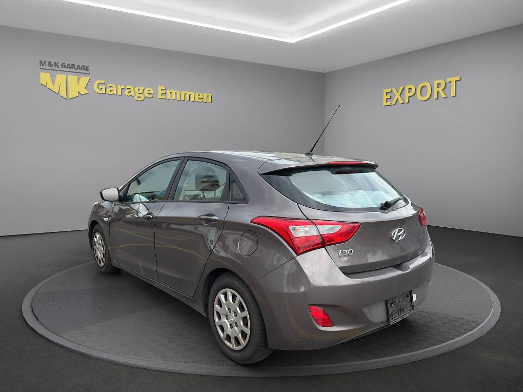 HYUNDAI i30 1.4 Comfort — slika 3