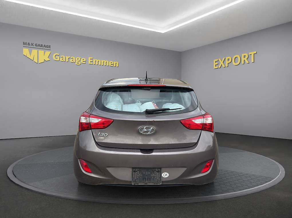 HYUNDAI i30 1.4 Comfort — slika 4