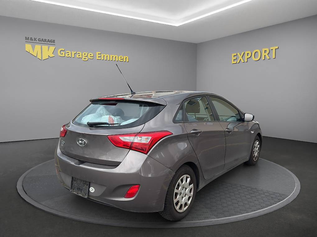HYUNDAI i30 1.4 Comfort — slika 5
