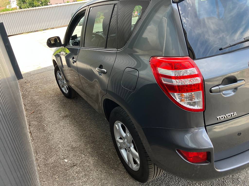 TOYOTA RAV-4 2.0 16V Linea Luna Multidrive — slika 3