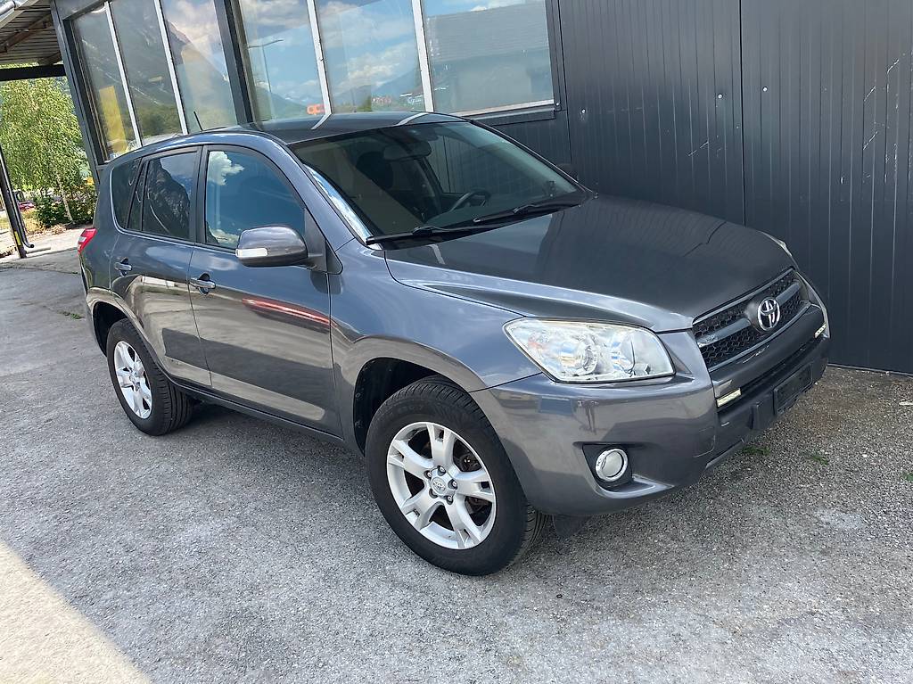 TOYOTA RAV-4 2.0 16V Linea Luna Multidrive — slika 4