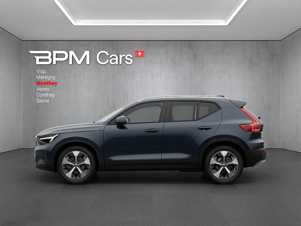 VOLVO XC40 B3 Benzin Mild Hybrid Core DCT — slika 4