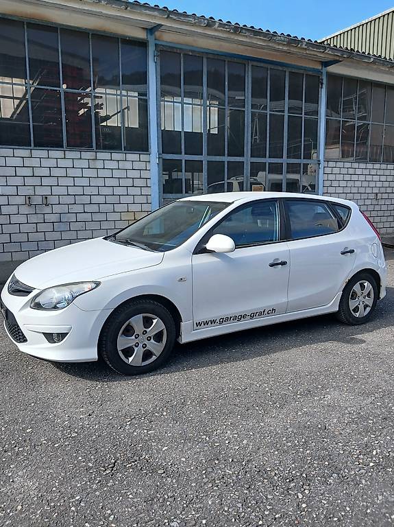 HYUNDAI i30 1.4 Comfort — slika 2