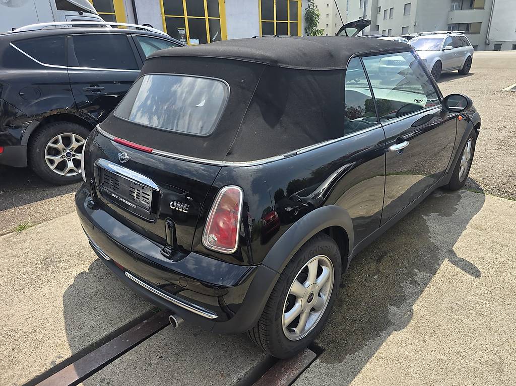 MINI One Cabriolet — slika 3