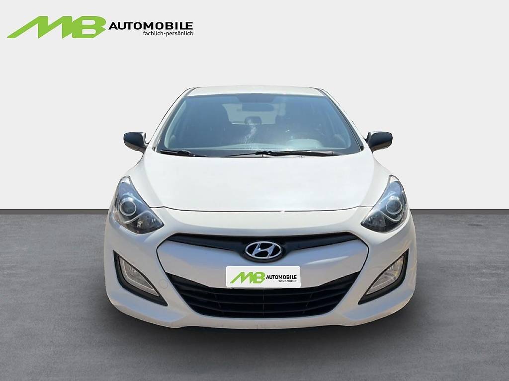HYUNDAI i30 1.4 Pica — slika 2