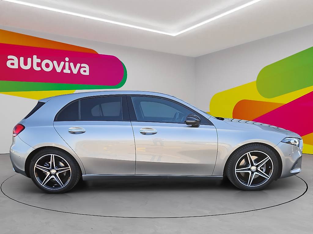 MERCEDES-BENZ A 250 4Matic Progressive 7G-DCT — slika 4