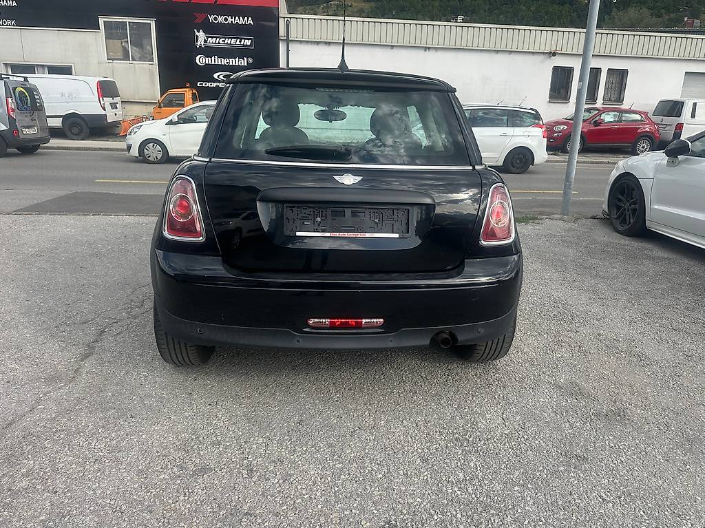 MINI One — slika 5