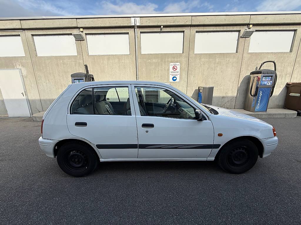 TOYOTA Starlet 1.3 — slika 3