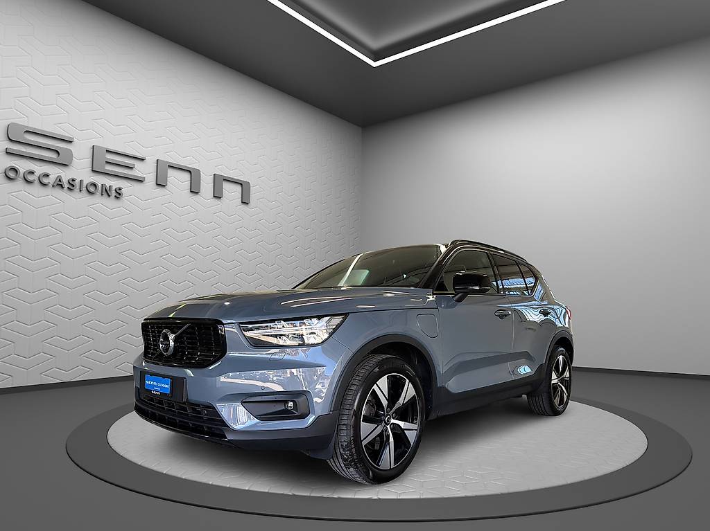 VOLVO XC40 T5 TwE R-Design DCT — slika 1