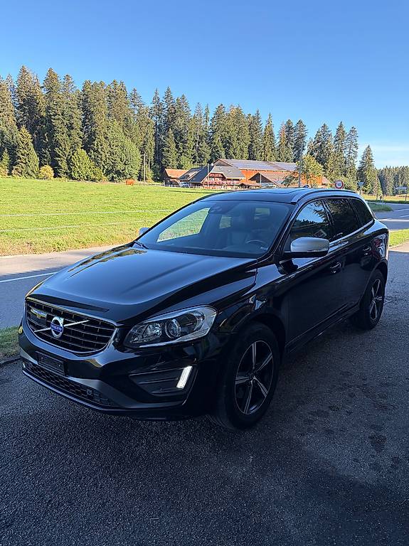 VOLVO XC60 T6 AWD Momentum R-Design Geartronic — slika 2