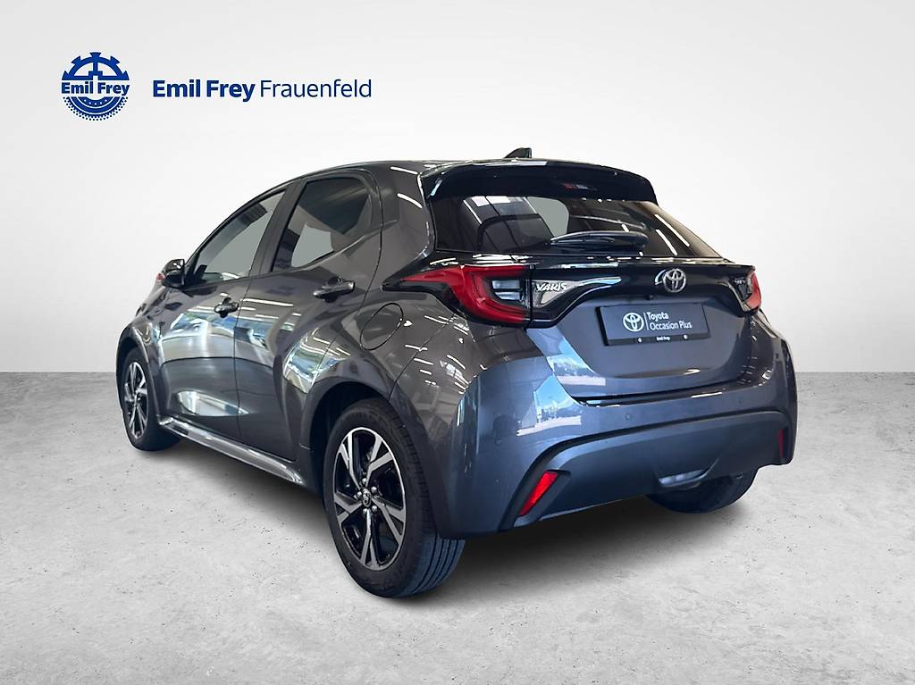 TOYOTA Yaris 1.5 VVT-i HSD Trend — slika 3
