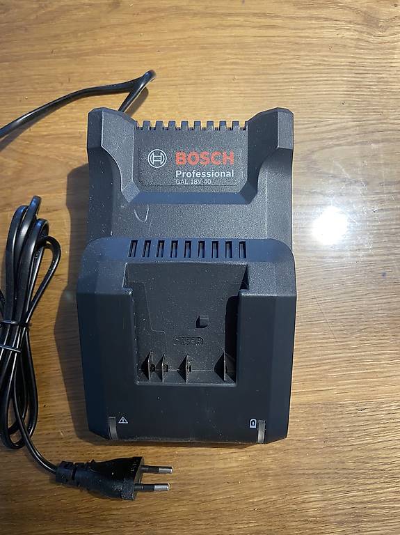 Chargeur Bosch AL 1830 CV de batterie Bosch Lithium