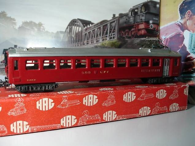 HAG HO 405 01 EW I SBB WR (Dr4) Voiture-restaurant avec bte im Kanton Genf