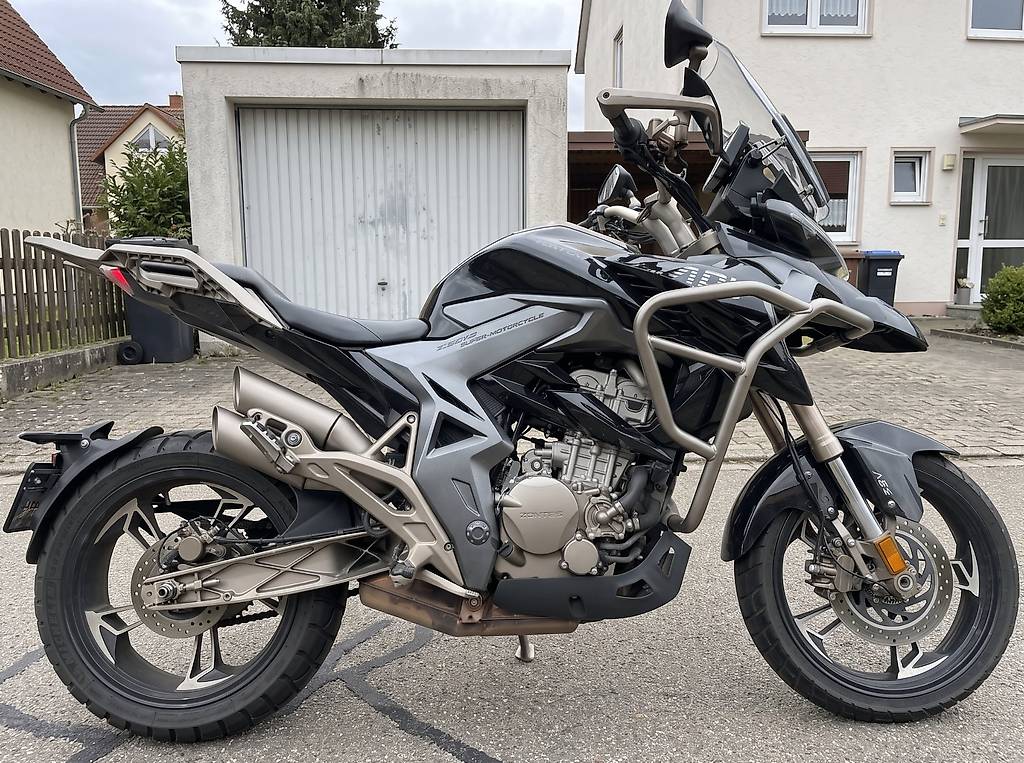 Im Export Zontes 310-T Reiseenduro 2019 Export / Ab Platz Canton Bâle-Ville ...