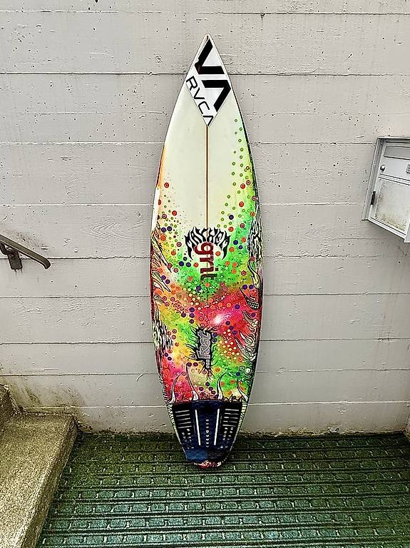 Surfboard Lost 5-7 im Kanton Zürich - anibis.ch