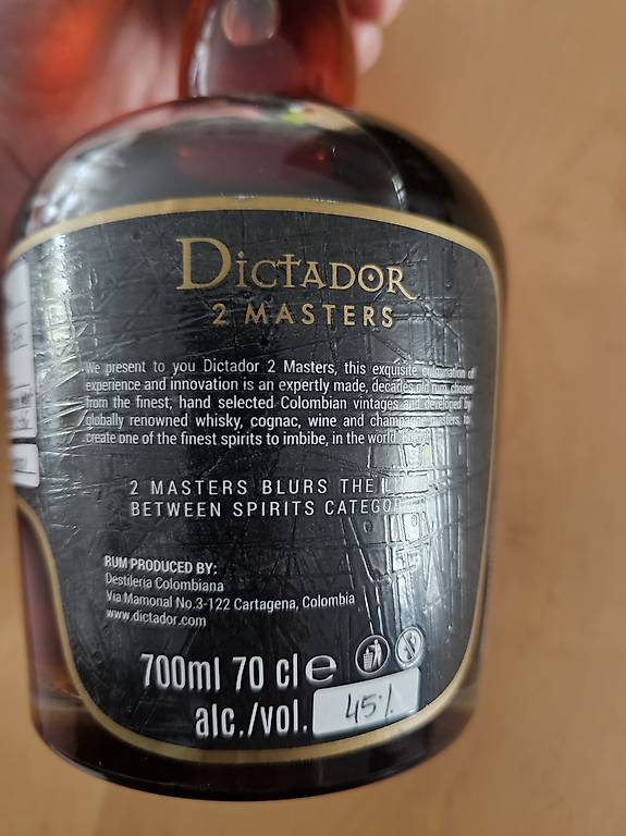 Rhum Dictador 2 Masters 37 Years Vintage 1980 Rarität Canton Berne ...