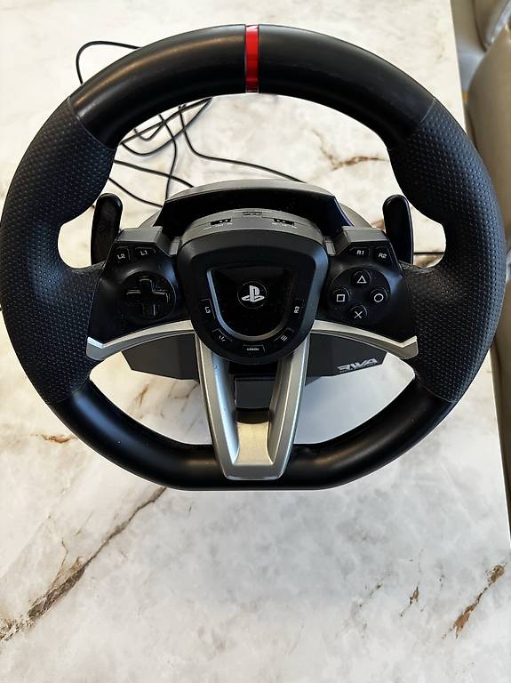 HORI Racing Wheel Apex (RWA) für PS5 / PS4 / PC im Kanton Wallis ...