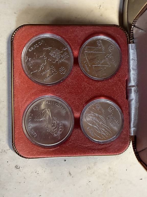 Pin's Canada - Jeux Olympiques Albertville 1992