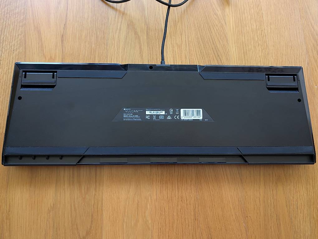 ROCCAT - Vulcan 121 AIMO - Clavier Gamer Mécanique - Titan Speed - Noir
