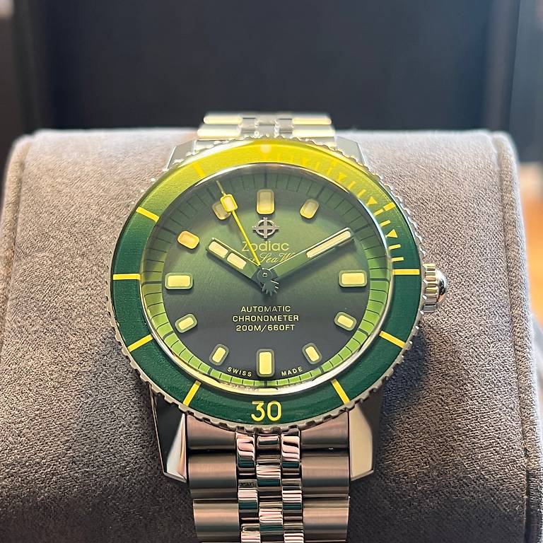Zodiac Sea Wolf Automatic Green Dial Full Set ZO9295 Canton Genève ...