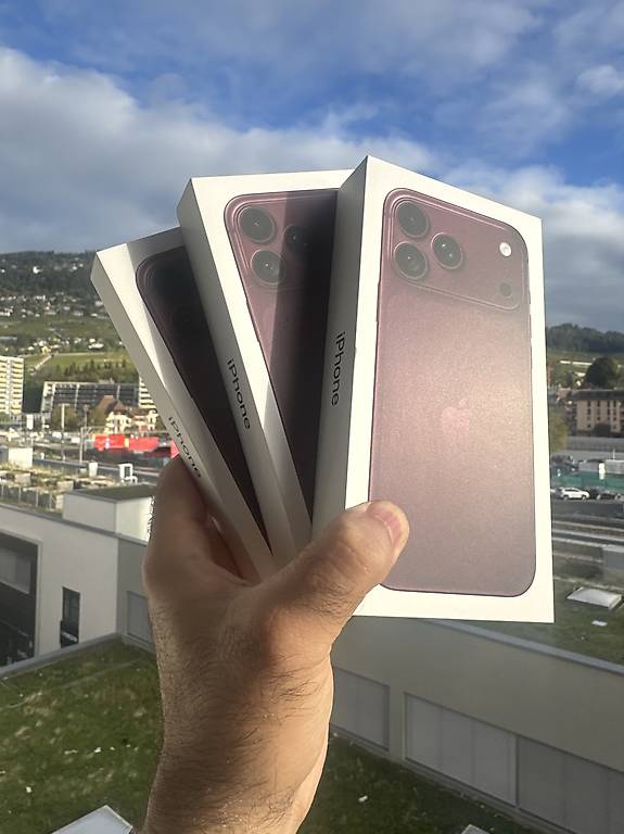 iPhone 18 Pro Max 256GB Burgundy