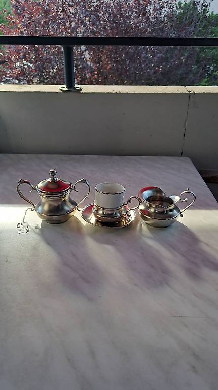 Service à Café En étain Et Porcelaine Limoges - Ensemble Tasse Et Soucoupe Blanc, Vintage Et élégant