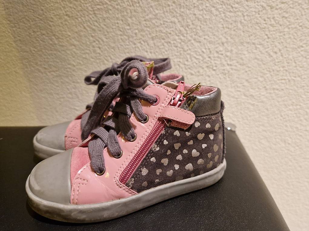 Chaussure taille 25 fille 2025