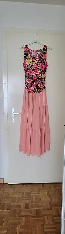 Robe Longue Rouge Neuve Taille 6 Avec écharpes - Marque Yoya - Polyester, étiquettes Présentes
