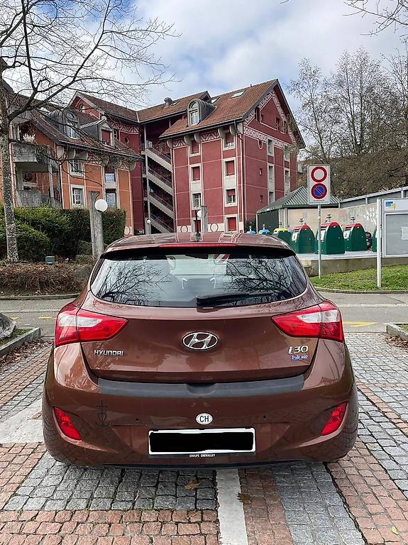 HYUNDAI i30 1.6 CDRi Comfort — slika 5