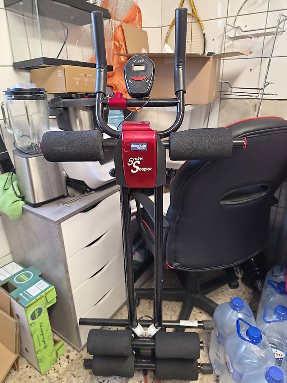 Banc de muscu et machine abdos Canton Vaud - anibis.ch