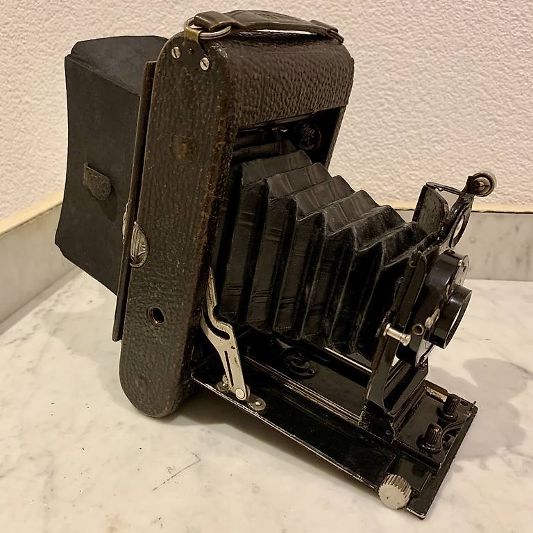 ICA Teddy 135 - Appareil photo à soufflet de 1914 Canton Genève