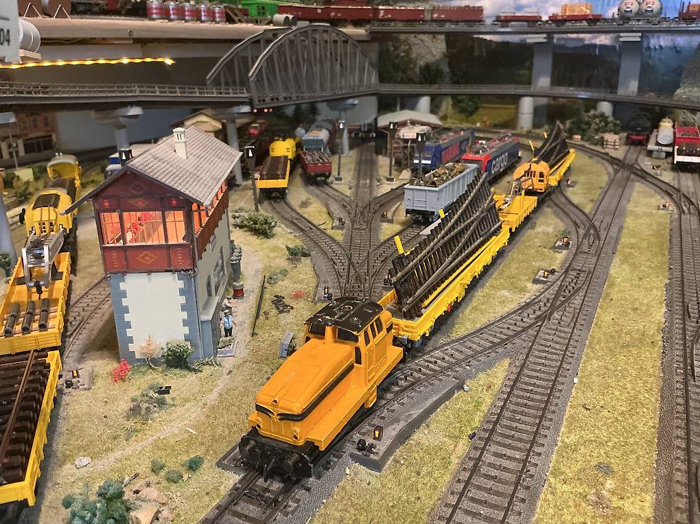 Train Marchandises Vintage 1960 - Loco Et 4 Wagons Jouef, Gégé, Jep