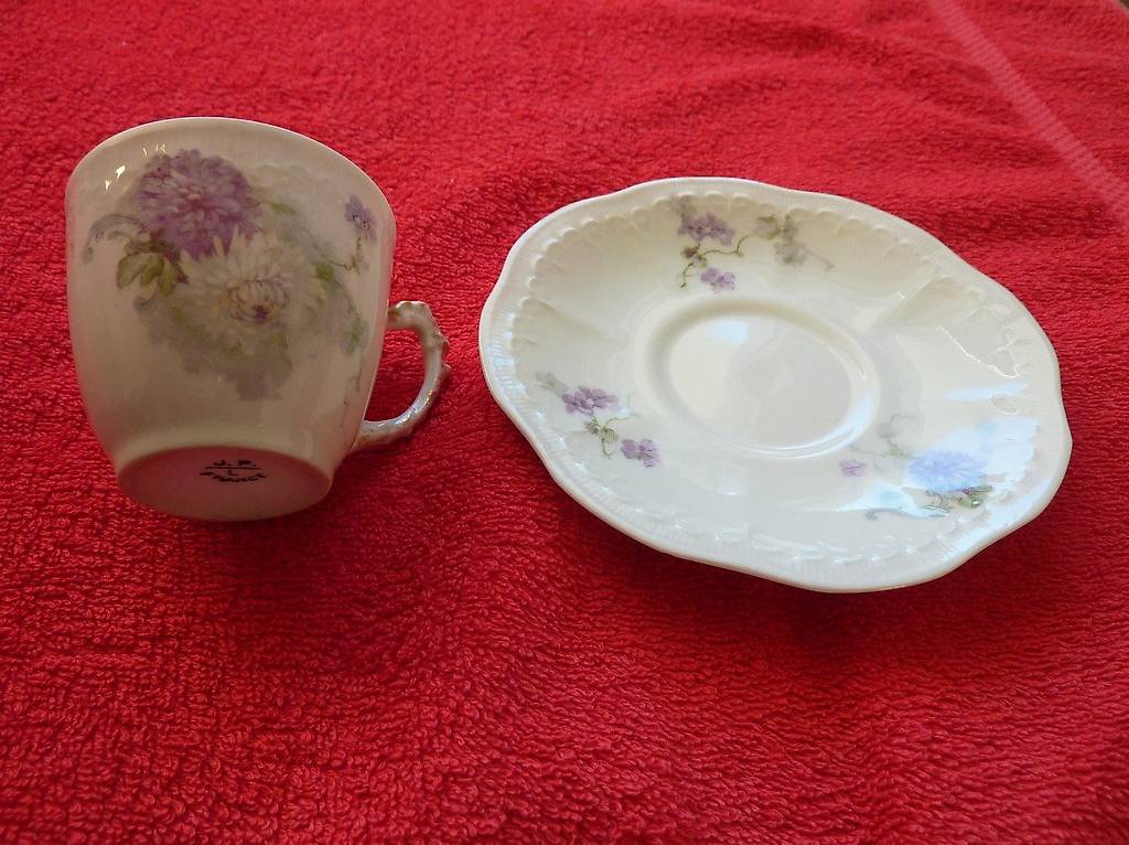 Tasses Et Sous Tasses Porcelaine Limoges Canton Vaud Anibis Ch