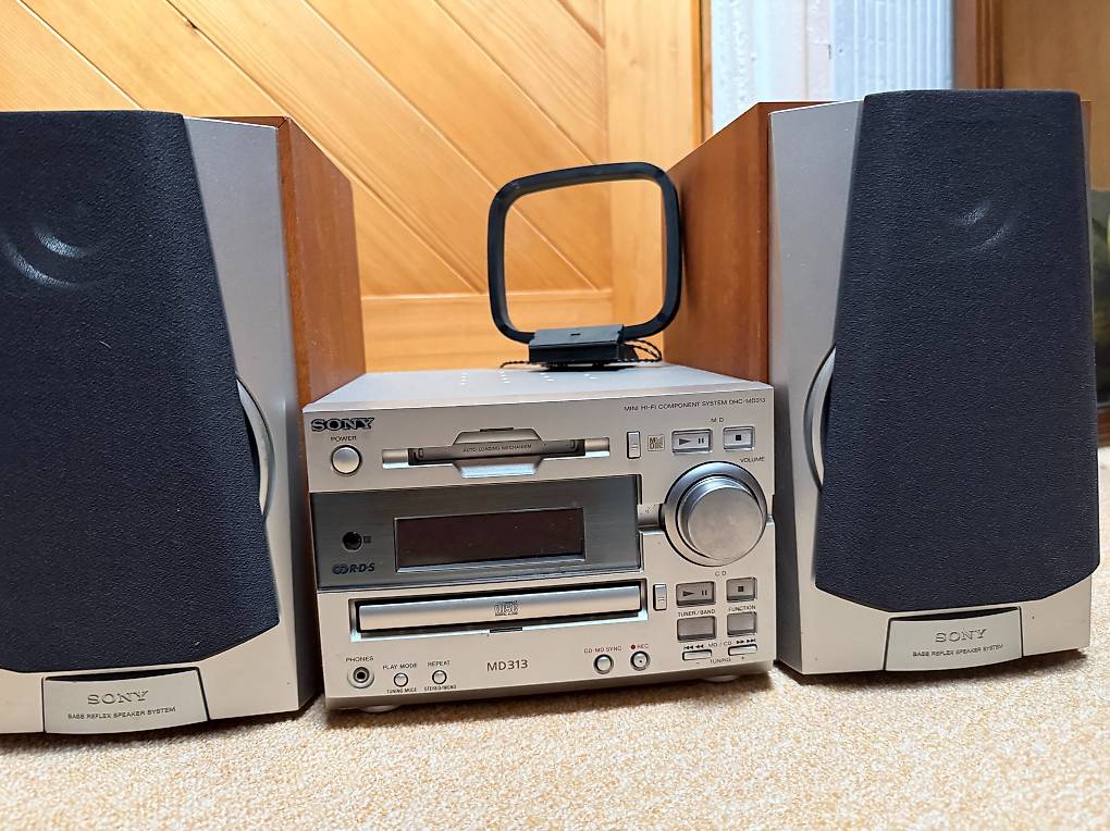 Mini Chaîne Hifi Sony Genezi MHC-EC60 · Ngaliema (Kinshasa