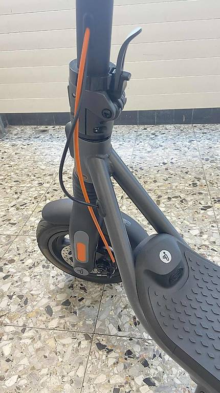Guidon de trottinette électrique universel en alliage d'aluminium haute stabilité pour trottinette électrique Ninebot ES1 ES2 ES4 Guidon de trottinette électrique universel en alliage d'aluminium haute stabilité pour trottinette électrique Ninebot ES1 ES2 ES4