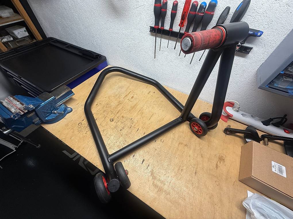 Set: Béquille D'atelier Monobras Compatible Avec Ducati Diavel / S 11-20 ConStands Single-Classic Rouge Housse Moto Compatible Avec Ducati Diavel / S Craftride XXL En Noir-rouge ✓ Achetez Maintenant