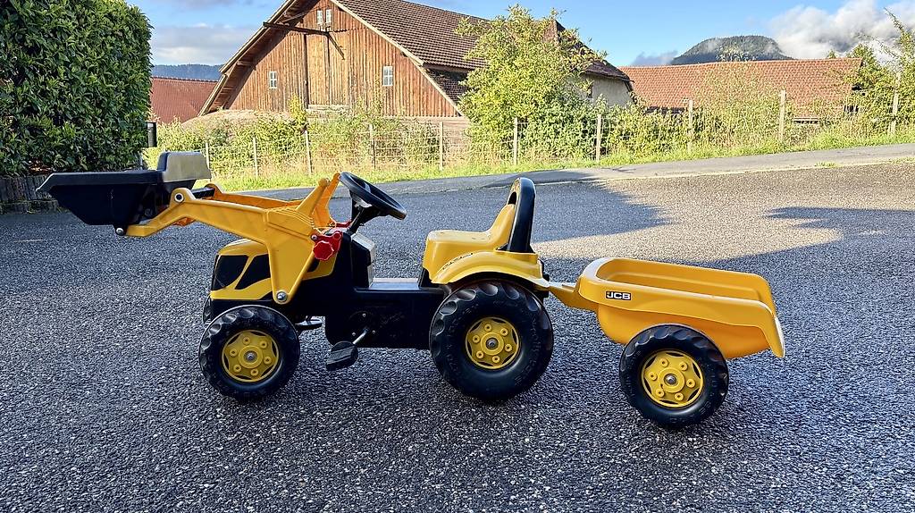Rolly Toys - Tracteur à pédales RollyKid Zetor - Jeux - Jouets Rolly Toys - Tracteur à pédales RollyKid Zetor - Jeux - Jouets