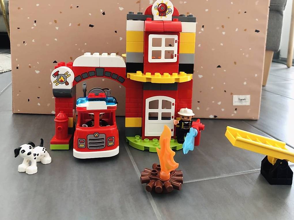 Lego Duplo 10903 Caserne des pompiers im Kanton Waadt