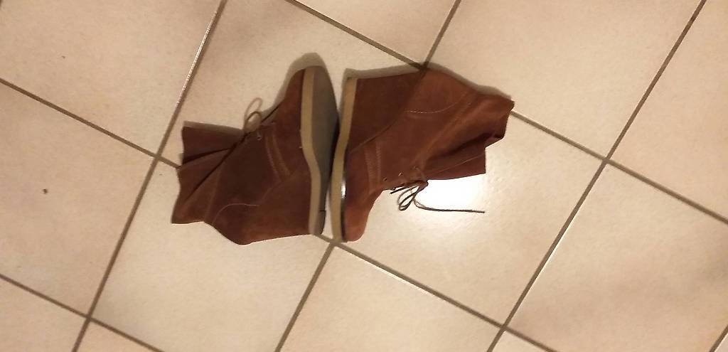 Bottines Compensées Daim Marron San Marina Taille 38
