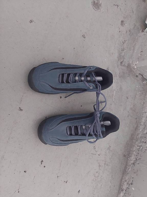 Chaussures Vélo Hiland Sans Clips - Rouges - Taille US 7 / EU 39 - Neuves